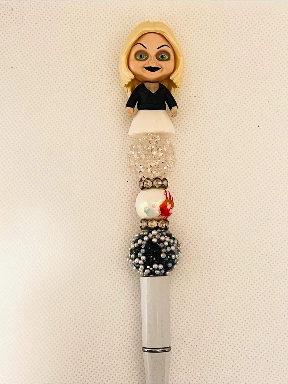 Beaded Tiffany Pen - White & Black